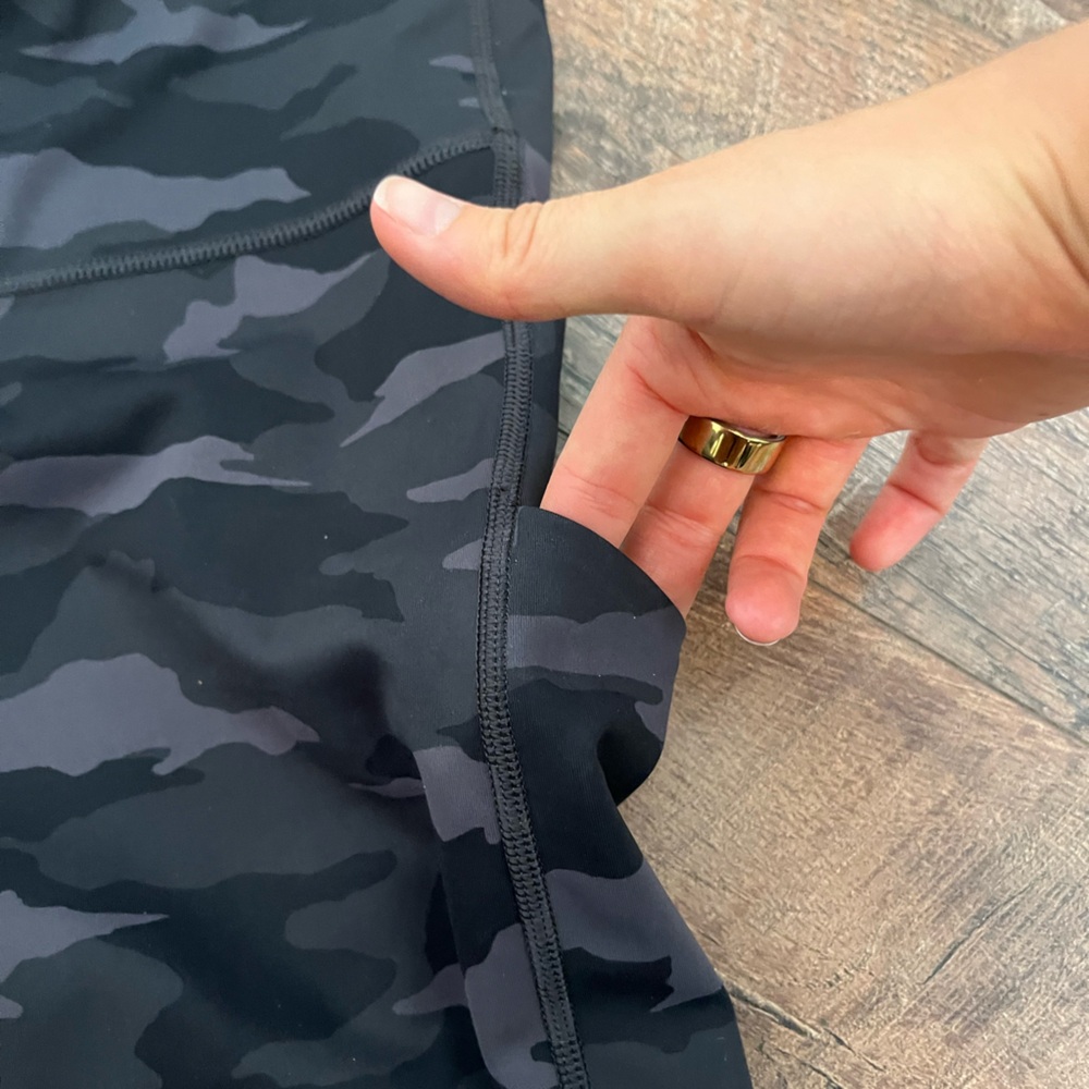 Athleta Like New Camo 7/8 leggings - Picture 5 of 8